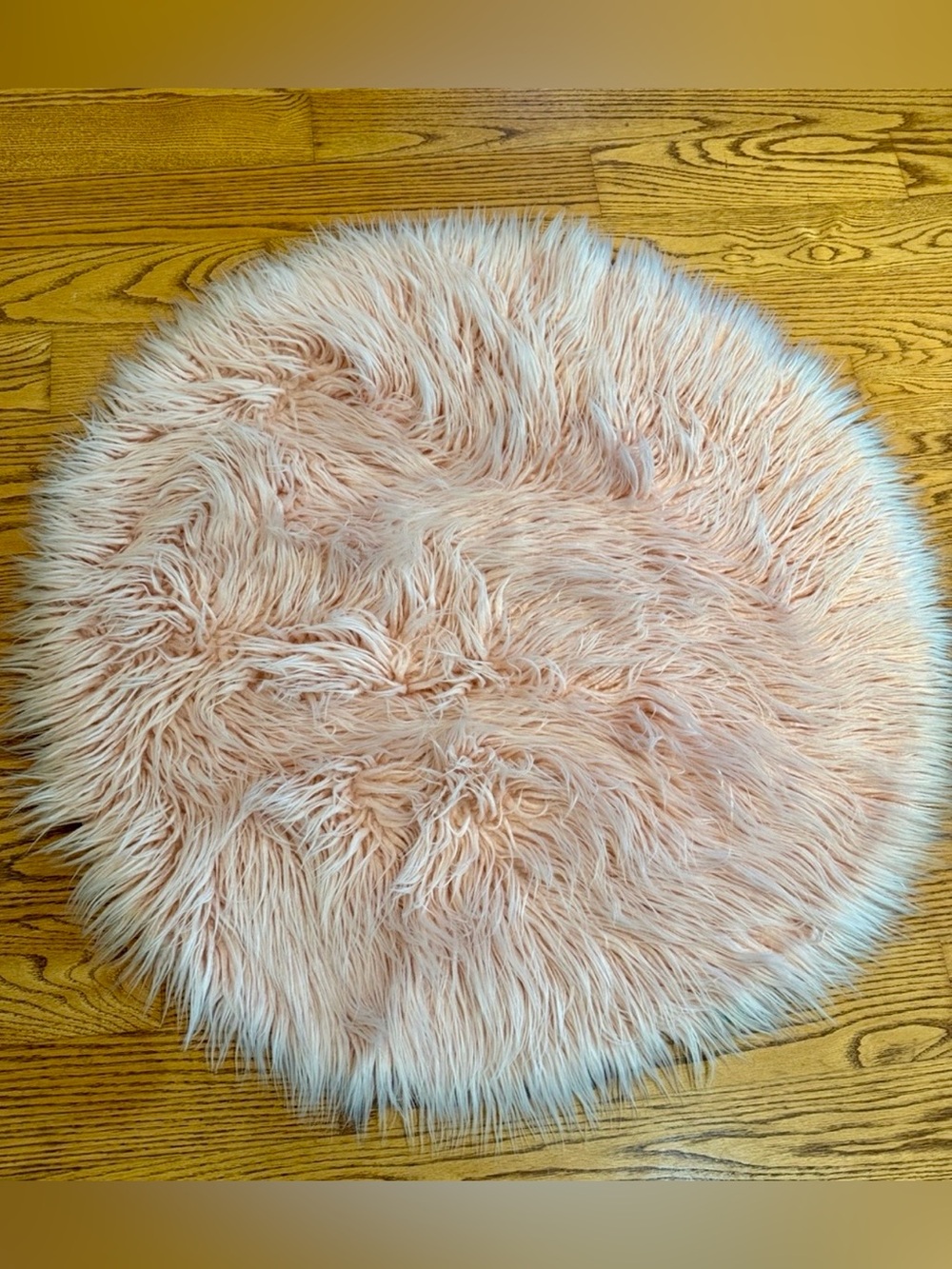 Plush Round Faux Fur Accent Rug - Blush Pink